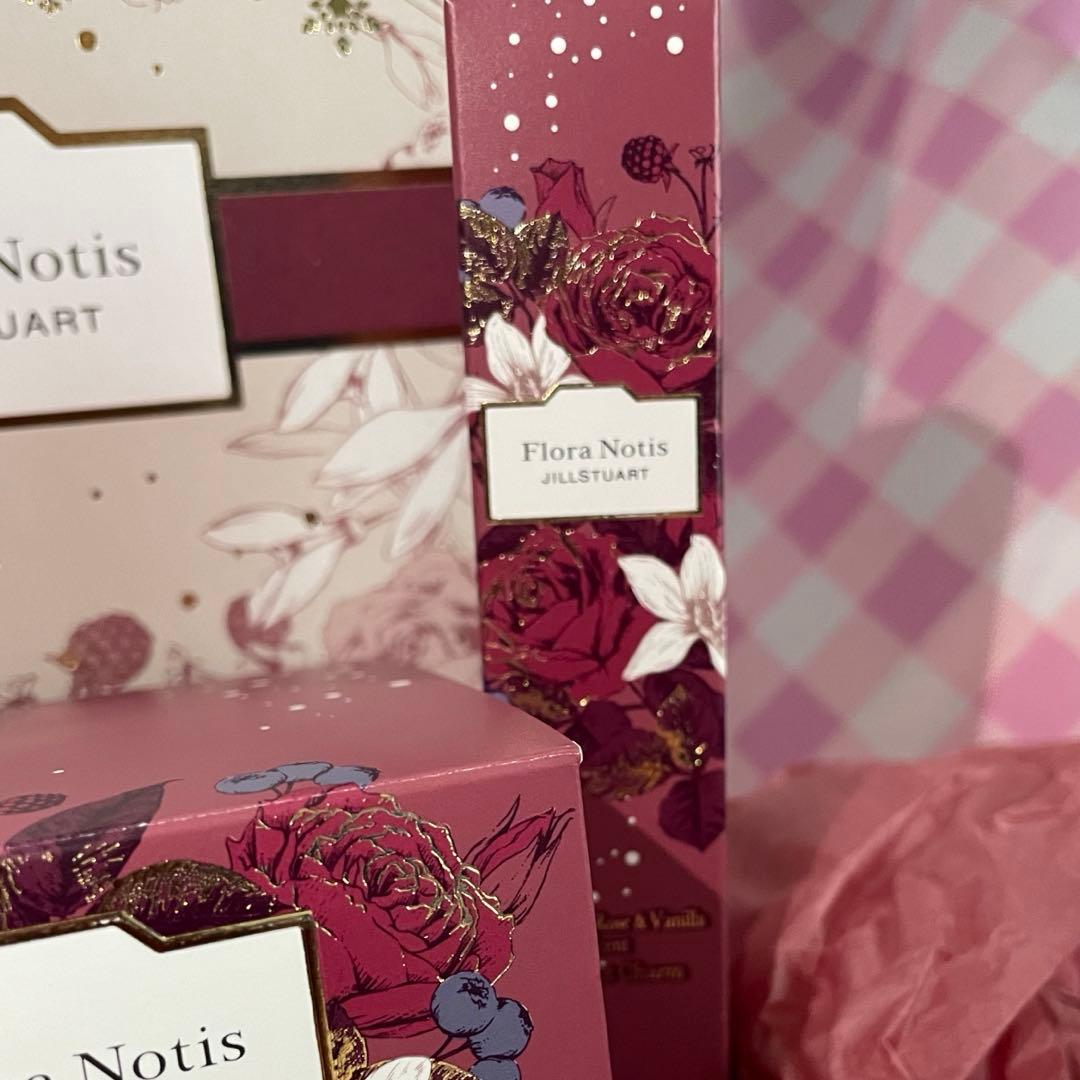 ❤︎JILLSTUART❤︎Flora Notis フローラノーティス 3点入