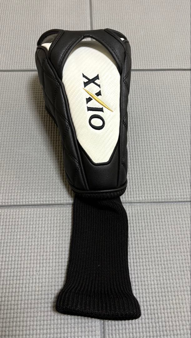 XXIO ドライバー 黒/青