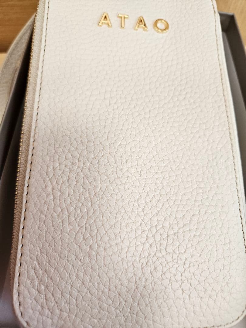【未使用品】ATAO　アタオ　お財布ポシェット　アイビスホワイト