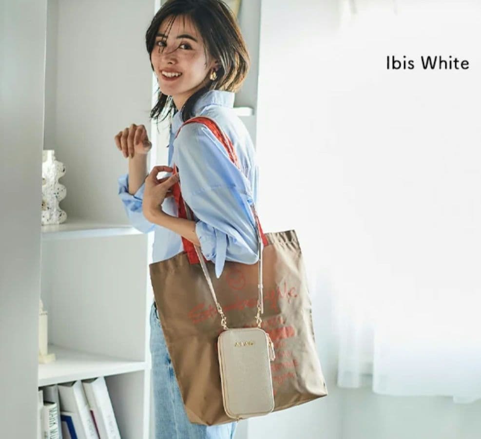 【未使用品】ATAO　アタオ　お財布ポシェット　アイビスホワイト