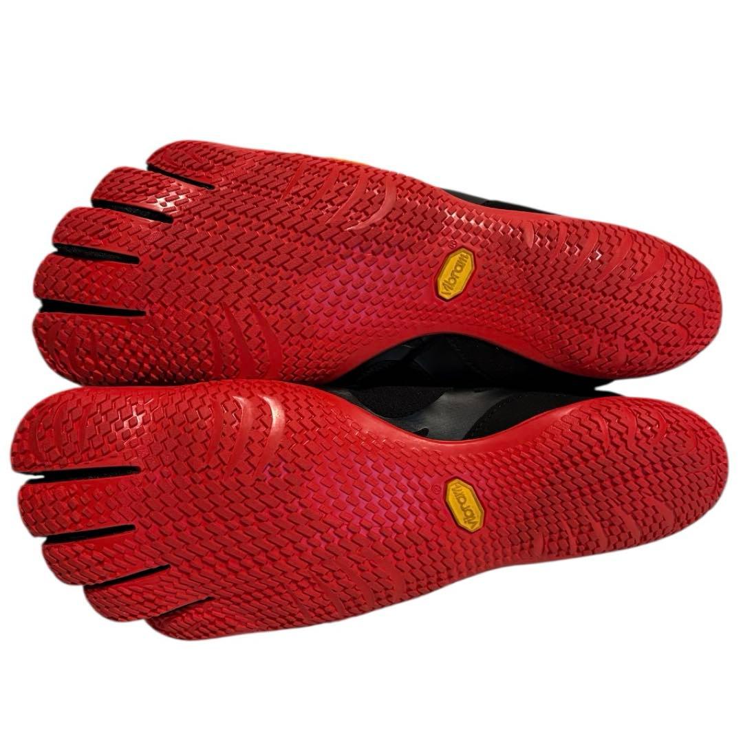 スパイク・シューズ Vibram FiveFingers KSO EVO Black Red 26