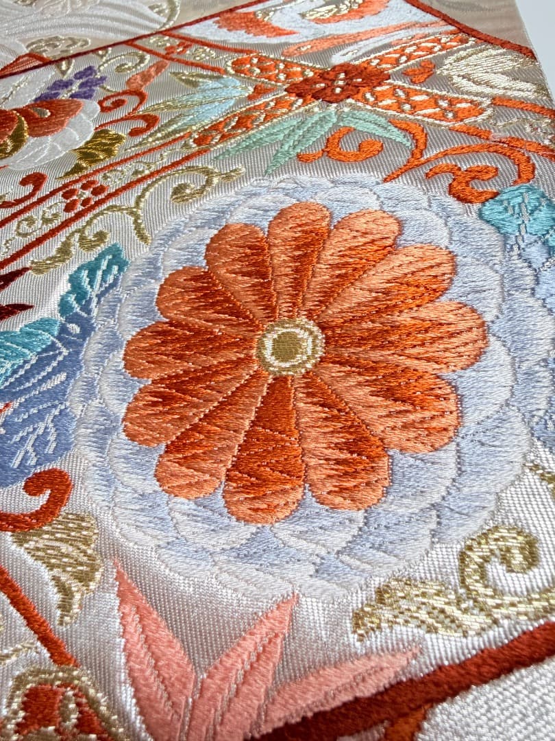 高級 袋帯 正絹 六通柄 香織袋帯 シルバー ホワイト 唐織 かるた遊び 訪問着