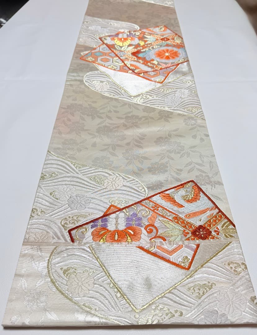 高級 袋帯 正絹 六通柄 香織袋帯 シルバー ホワイト 唐織 かるた遊び 訪問着