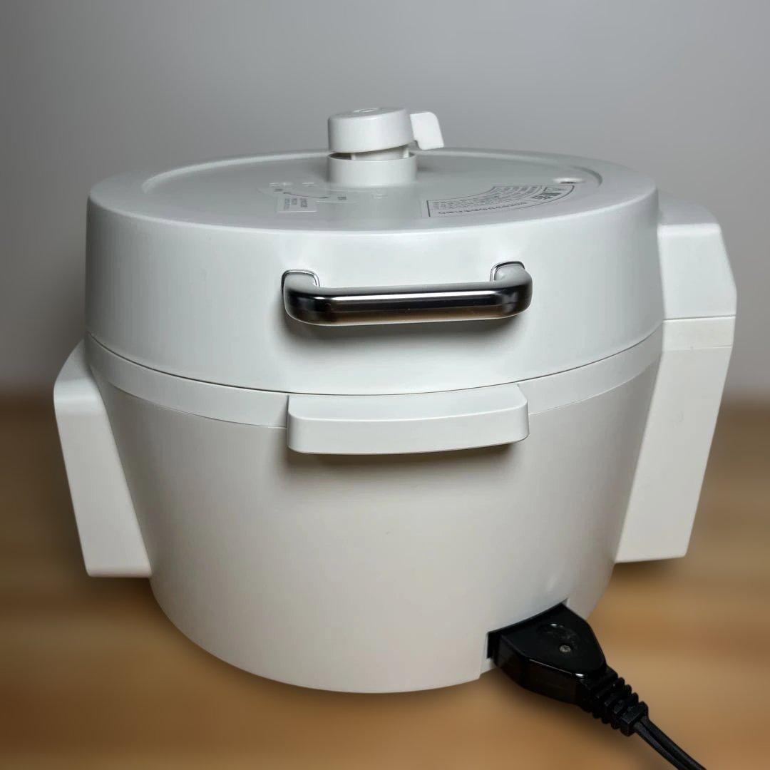 アイリスオーヤマ 電気圧力鍋「PC-MA4-W」ホワイト ★超美品‼︎ 保管品