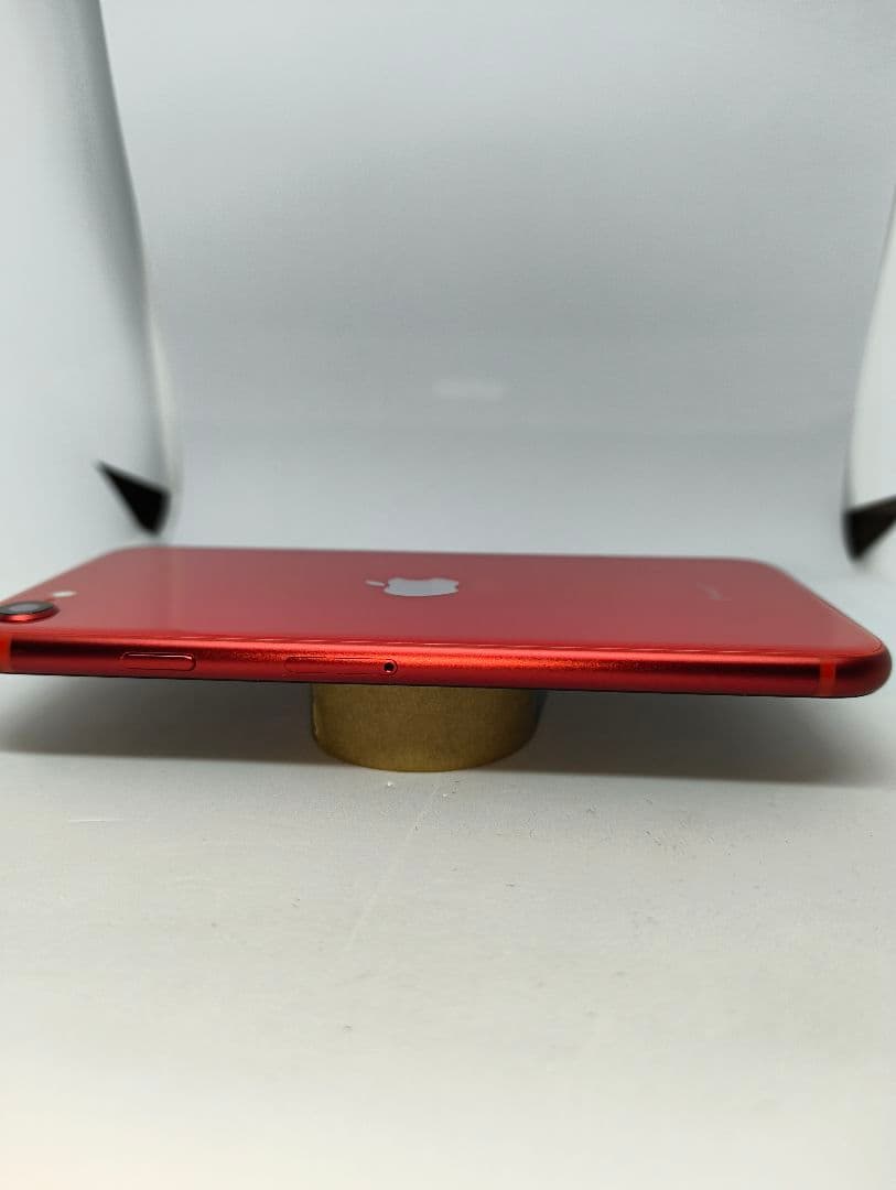 美品 iPhone SE 第2世代 64GB プロダクトレッド SIMフリー