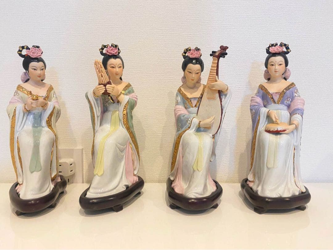 陶器人形 古代中国の多彩な楽器を持つ陶器製美人女性像8体セット 中国芸術品