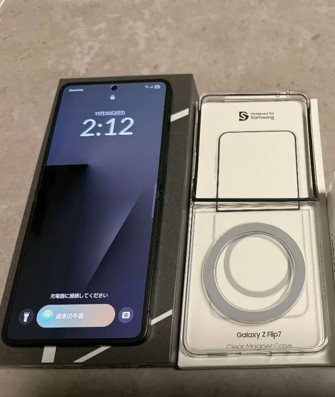 (美品)Samsung GalaxyZ Flip7 その他3点セット