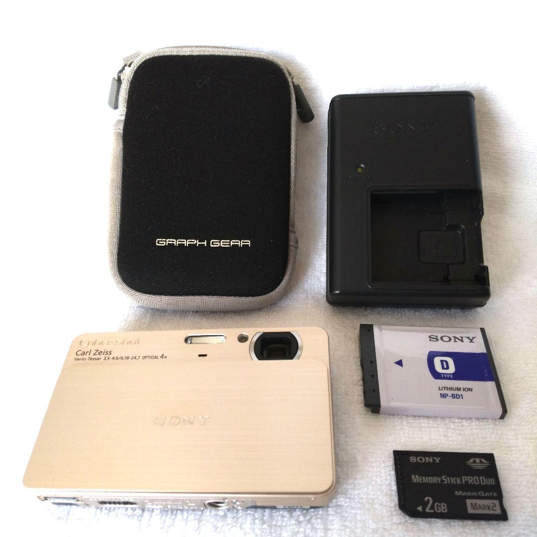 SONYのサイバーショットDSC-T700Cyber-shot　DSC-T700