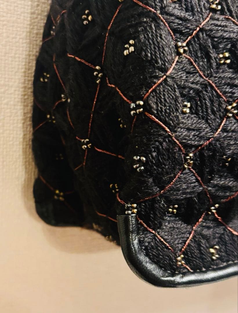 ボッテガヴェネタ ハンドバッグ 肩掛け 黒 ニット×ビーズ×ラメ刺繍×レザー