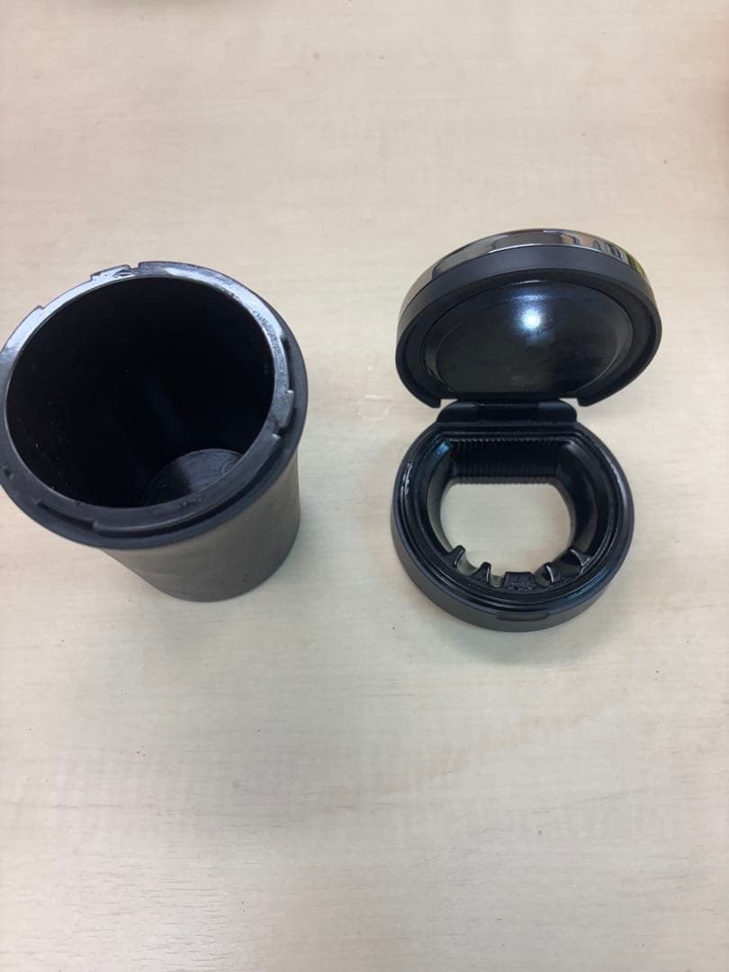 レクサス純正灰皿　プレミアム