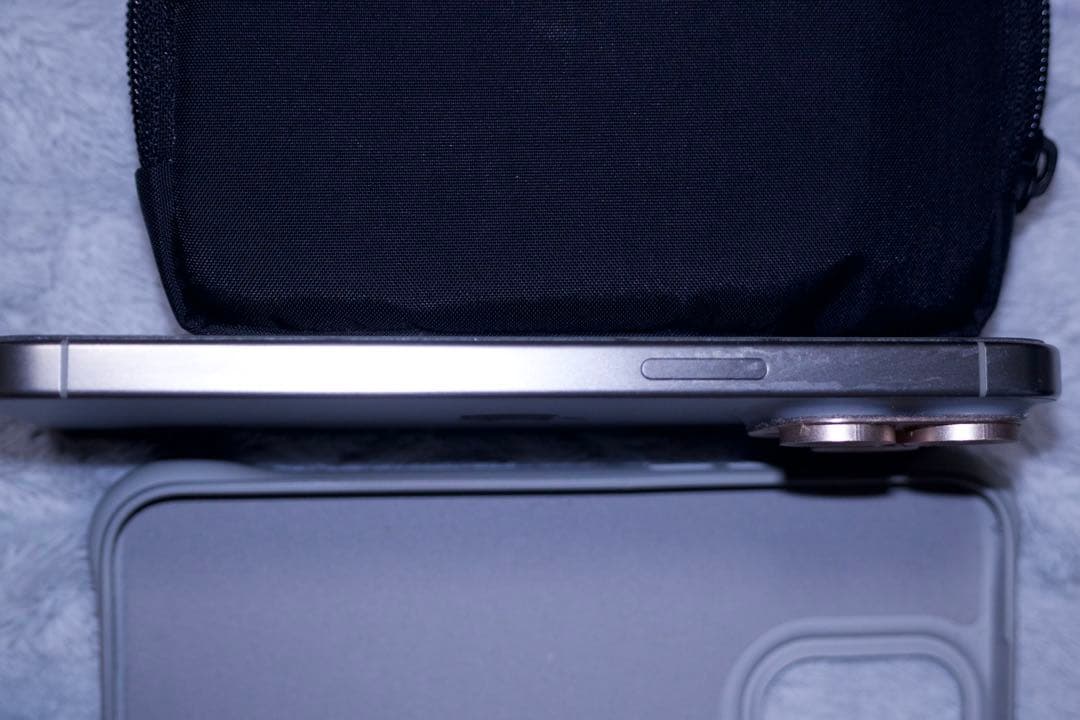 【美品】iPhone15 ProMax 256GB ナチュラルチタニウム