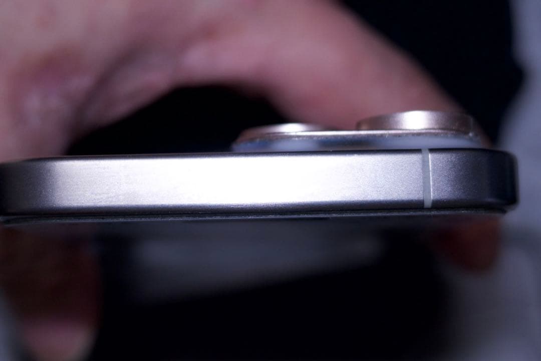 【美品】iPhone15 ProMax 256GB ナチュラルチタニウム