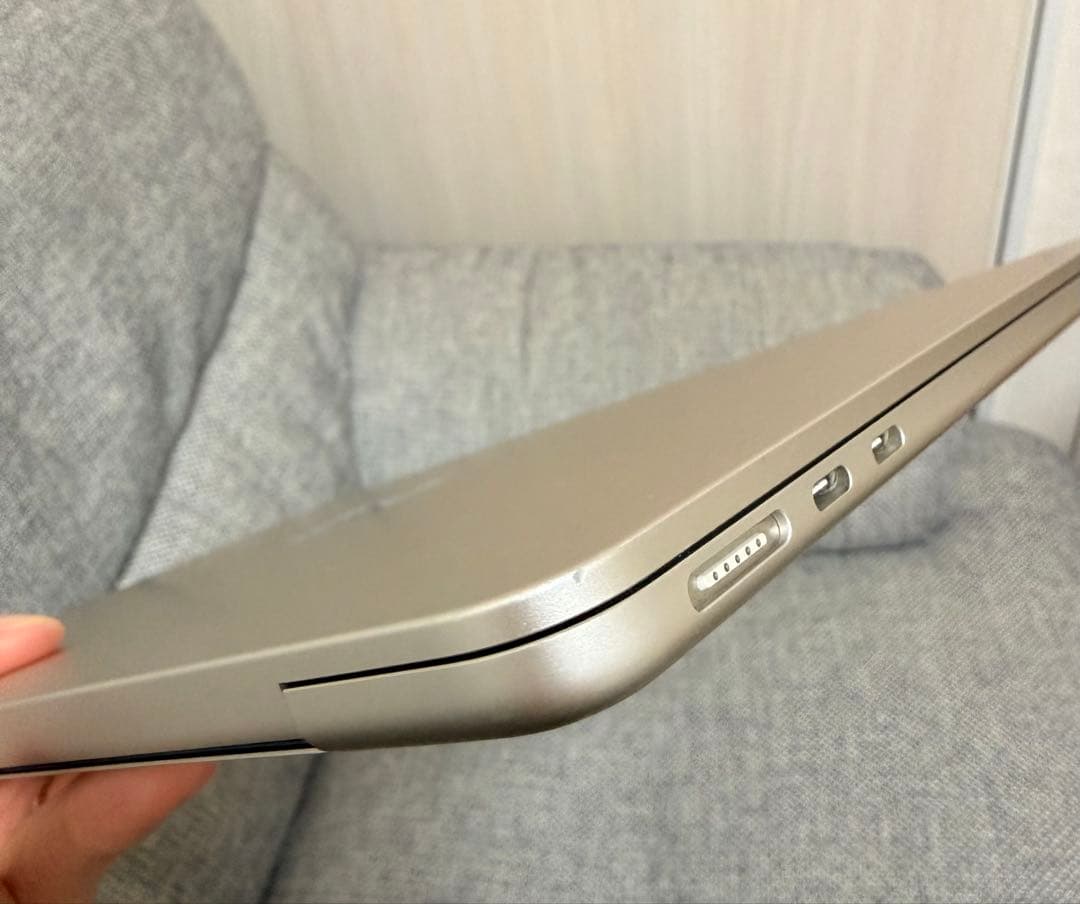 MacBook Air13 M3 8GBメモリ 256GB スターライト