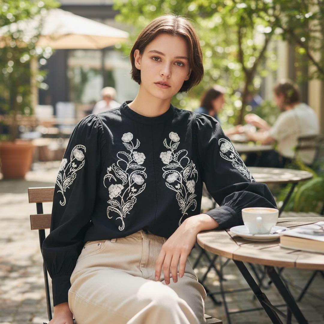 AMERI アメリ エンブロイダリー刺繍入り ブラウス バルーンスリーブ 黒