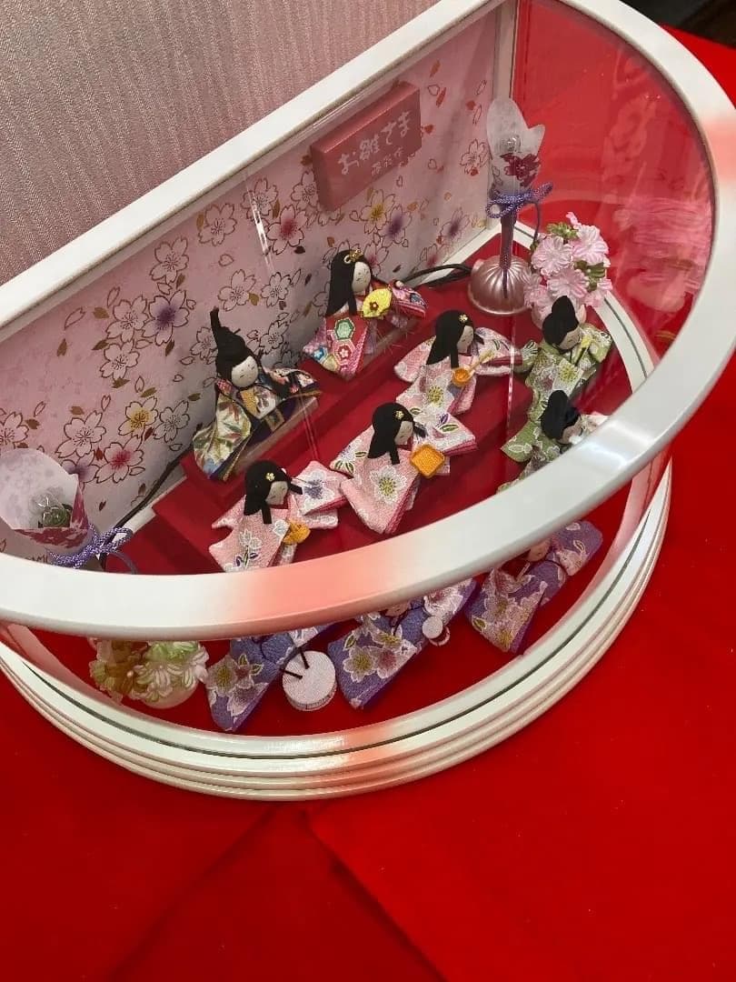 K7 三月雛ケース　雛人形ケース入り　可愛いちりめん細工人形　巾50㎝位