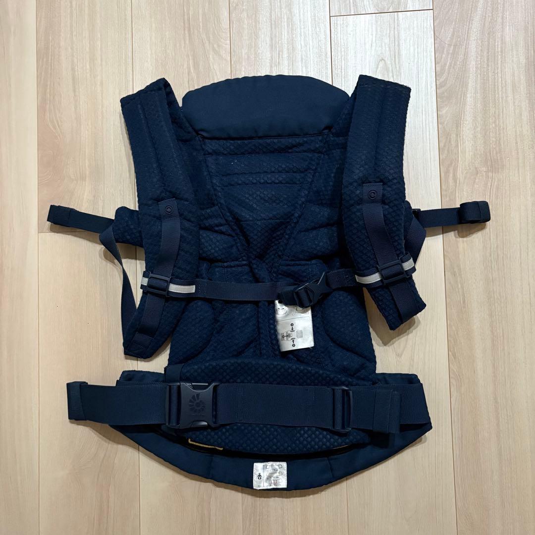 エルゴ　オムニブリーズ　美品　新品未使用あり　箱あり　ネイビー　抱っこ紐