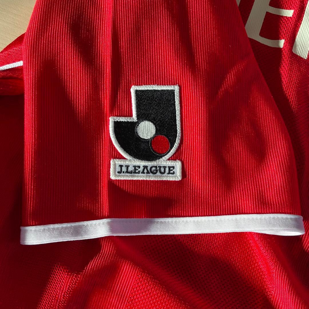 浦和レッズ　2001年ユニフォーム　浦和レッドダイヤモンズ　サイン入り　18番