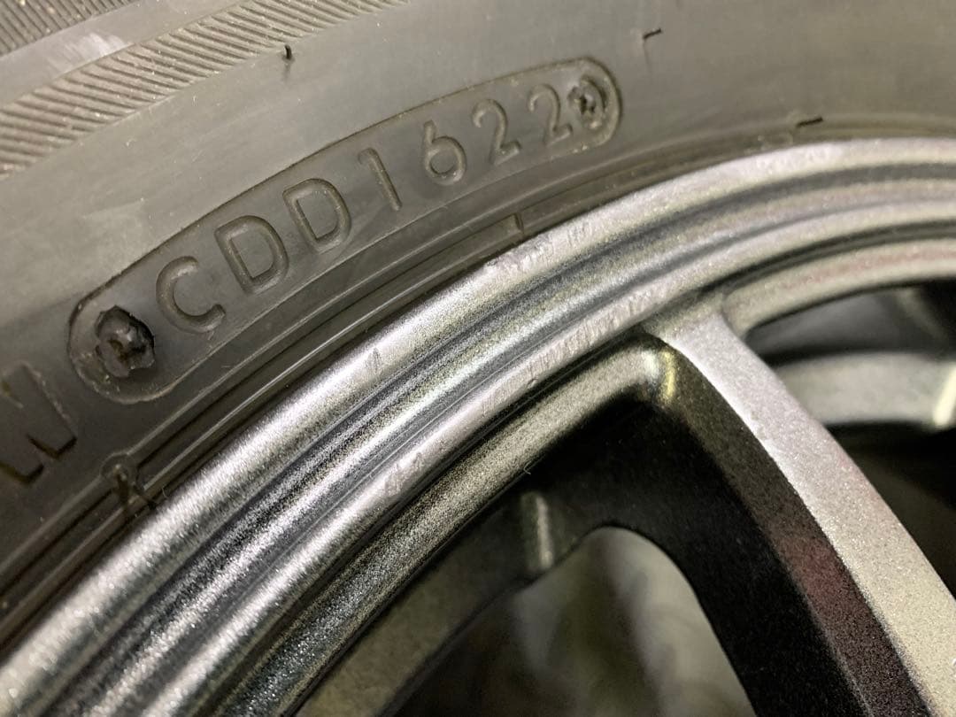 年末年始発送★ブリザック　165/70R14 アクア　ヴィッツ　マーチ　スペイド