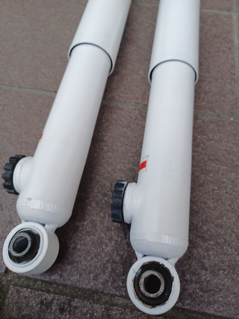 スズキスポーツ　ショックアブソーバ