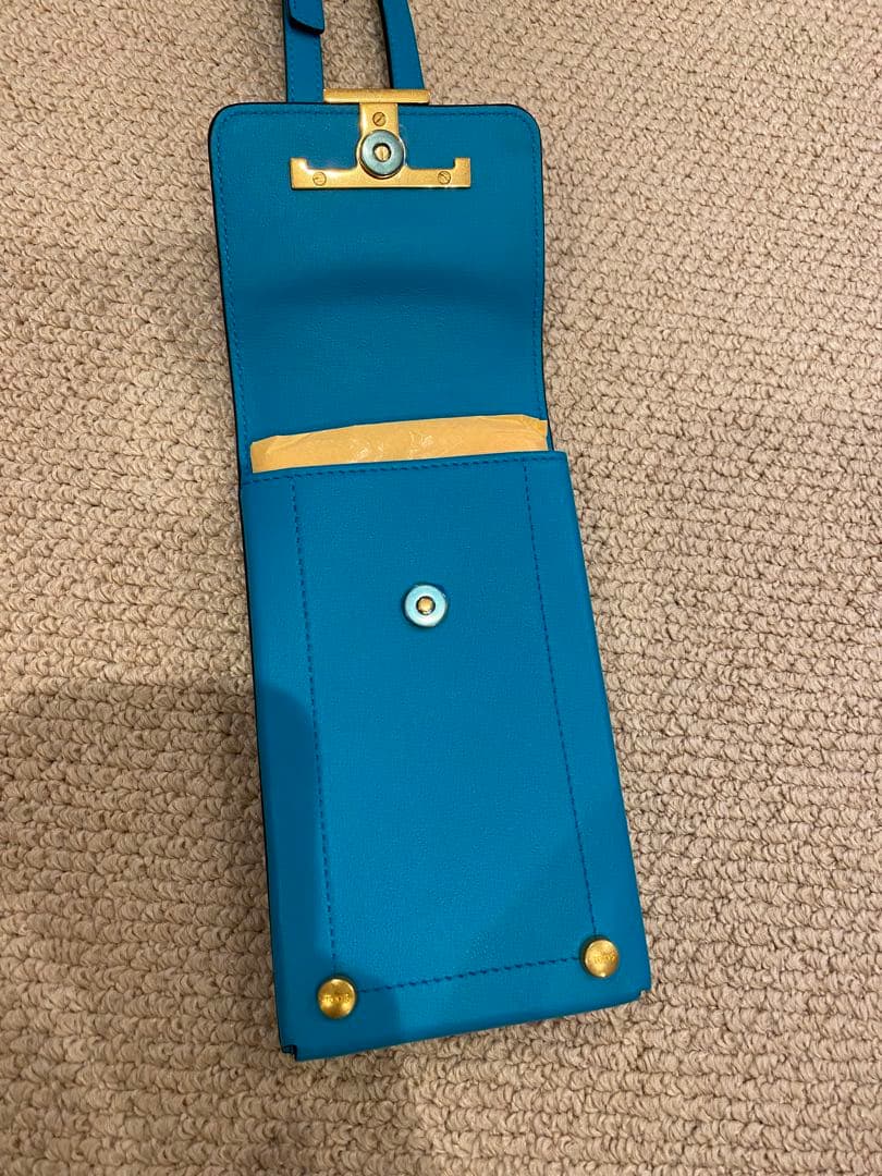 新品未使用⭐︎TODS スマホショルダー　モバイルフォンホルダー　ブルーレザー