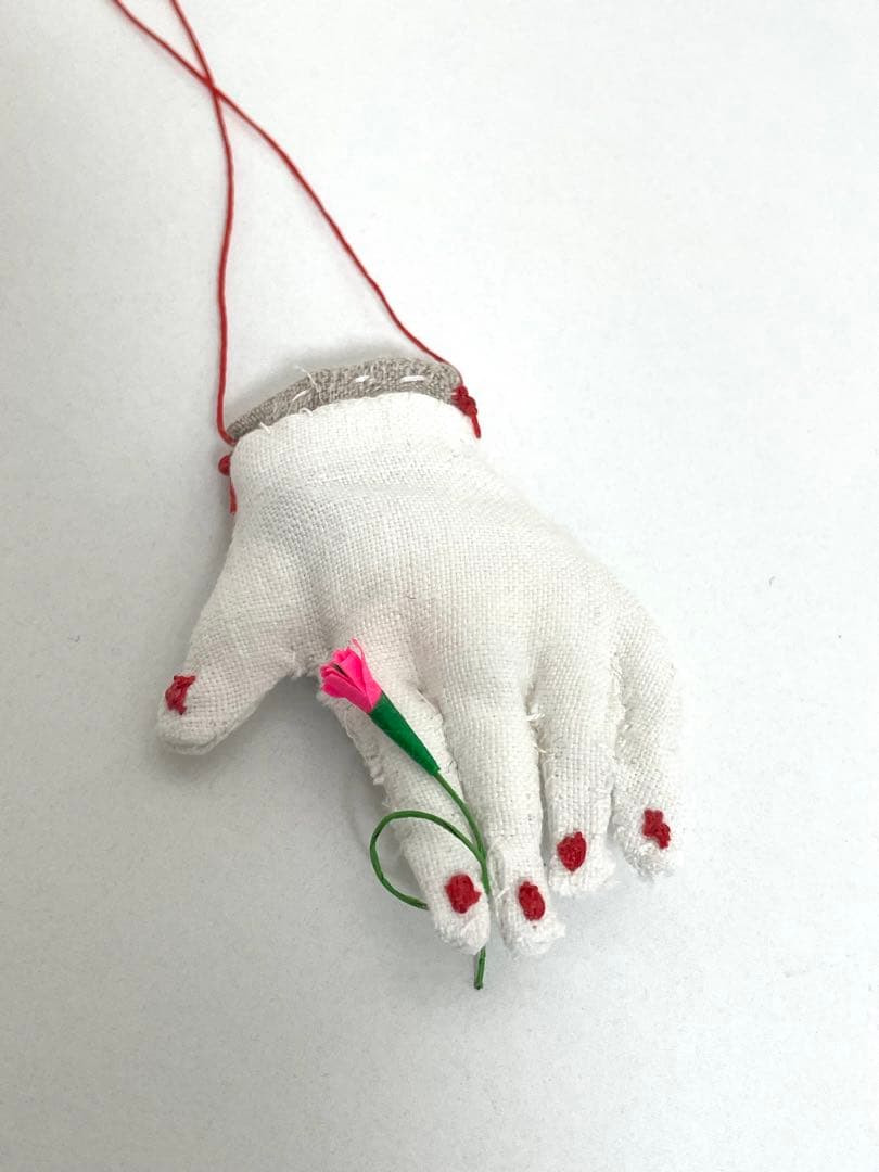 aiueaoui ハンドモチーフネックレス アミュレット