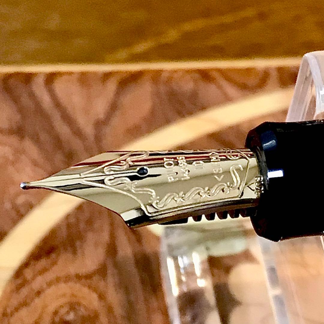 ☆超お勧め☆新品未使用☆美しいパイロットカスタム万年筆742(SFM)