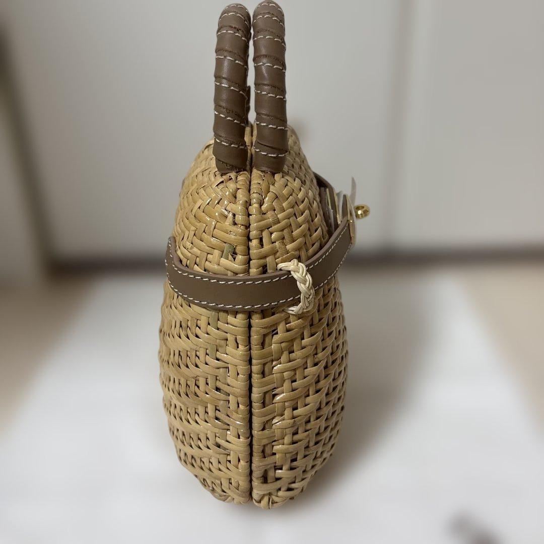 セブンテン　ベルトラタンミニバッグ(グレージュ)