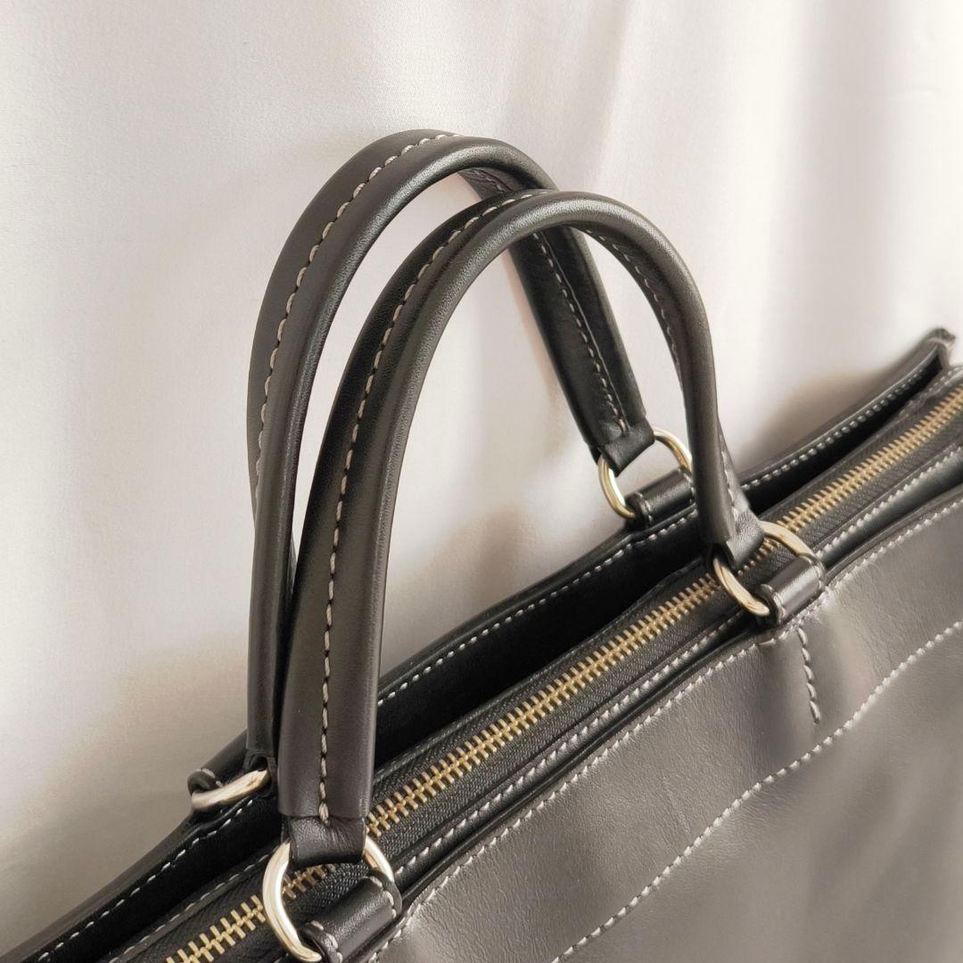 【美品】土屋鞄　プロータ　ビジネスバッグ　ブリーフケース　防水　黒　レザー