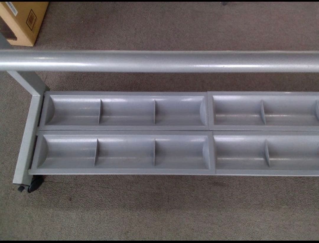 傘立て　24本・カギ付　【業務用‼️】　店　塾　病院　施設　アンブレラスタンド