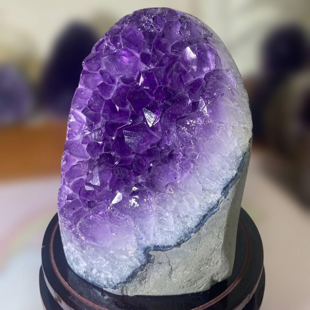 【極上】ウルグアイ産アメジストクラスター1528g絶品超濃い超美しい 幸運水晶