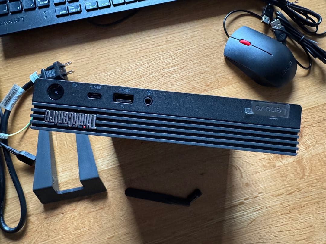 ミニPC Lenovo ThinkCentre M60e Tiny 11LV0007JP