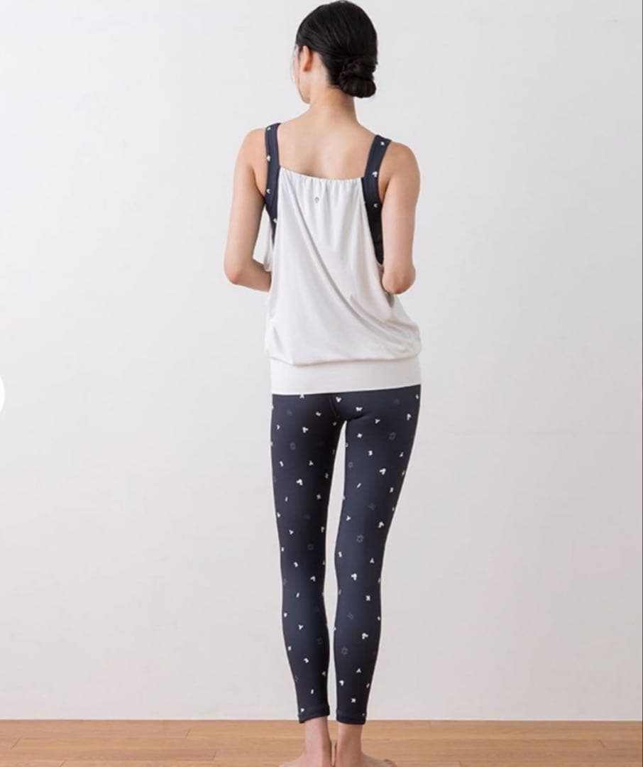 SUKALA ヨガウェア　レイヤードタンクトップ★ミッキーマウス★ 新品タグ付き