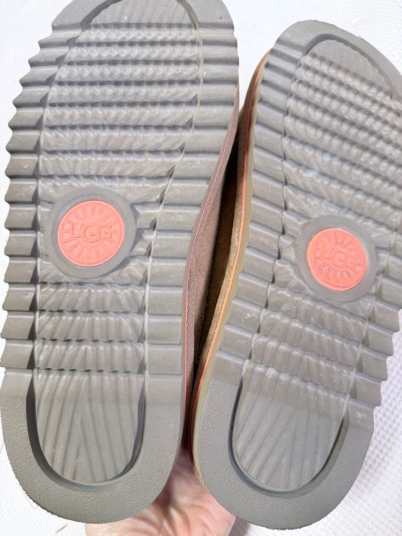 間も無く削除 美品UGG TASMAN 25cm