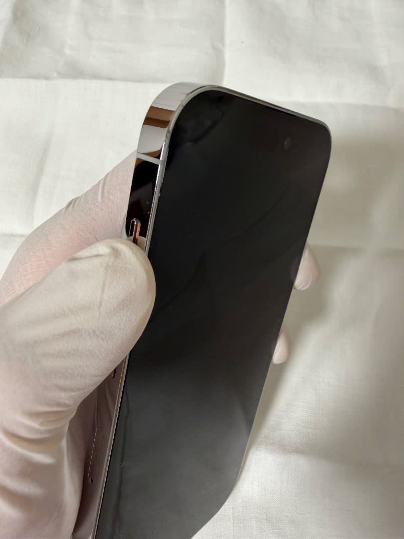 美品 完品 iPhone 14 Pro 256gb シルバー SIMフリー