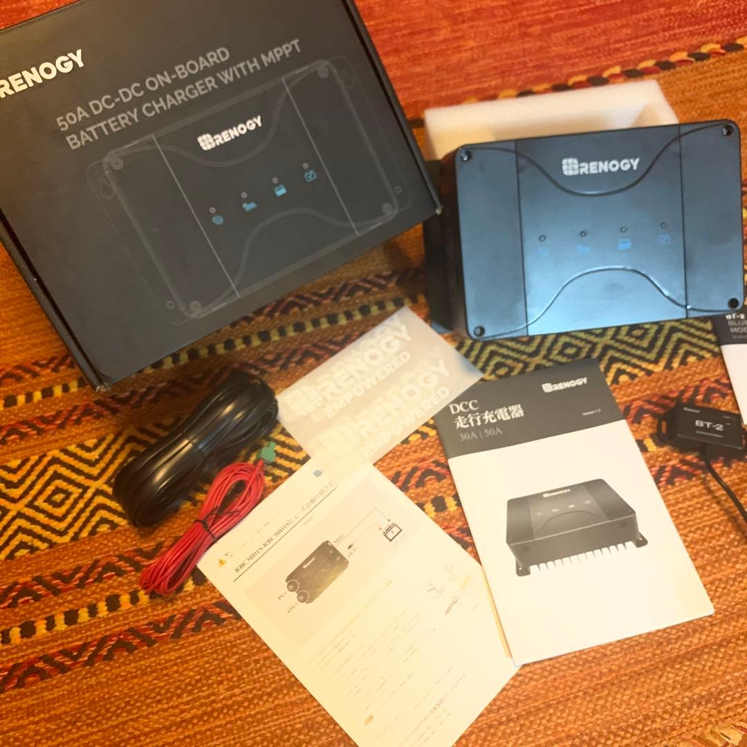 大幅に値下げしました。走行充電器RENOGY MPPT12V 50A+BT-2