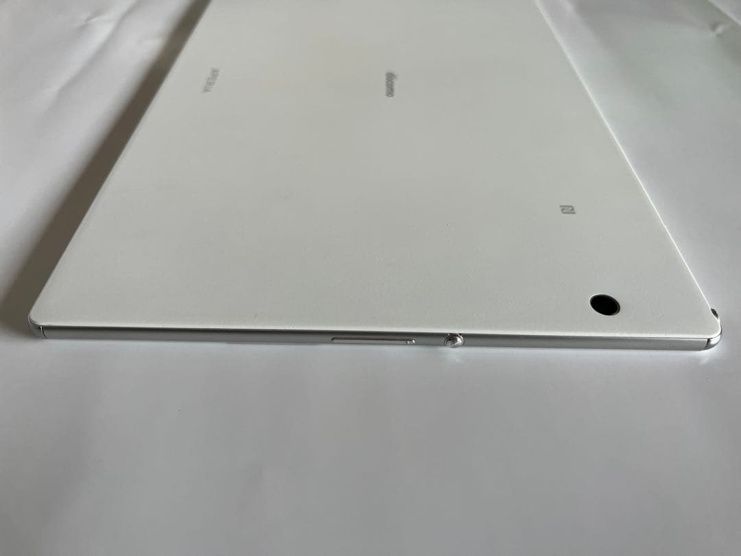 Androidタブレット本体 SONY Xperia Z4 Tablet docomo SO-05G