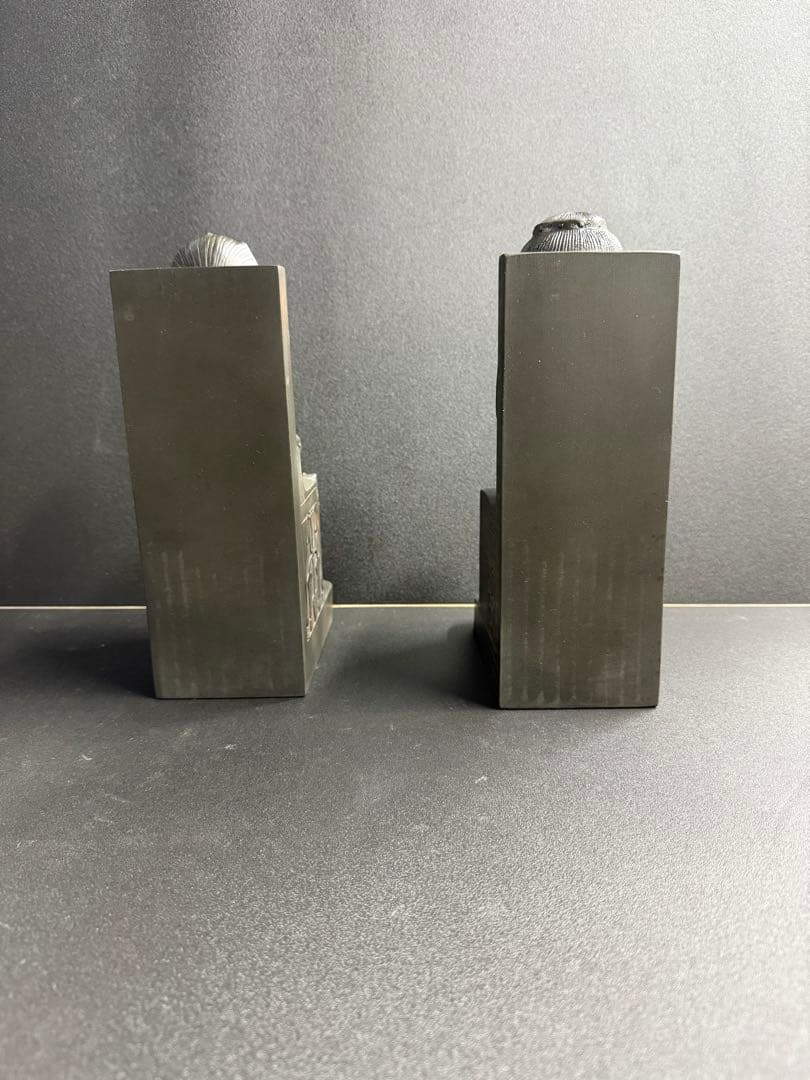 1979年刊行　エジプト第四王朝　カフラー王・ネフェルト王妃彫像