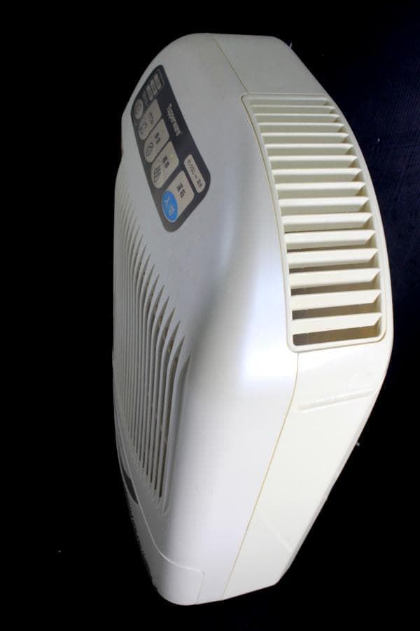 タッパーウェアから、強力な除湿力と乾燥力を兼ね備えた除湿乾燥機が登場！