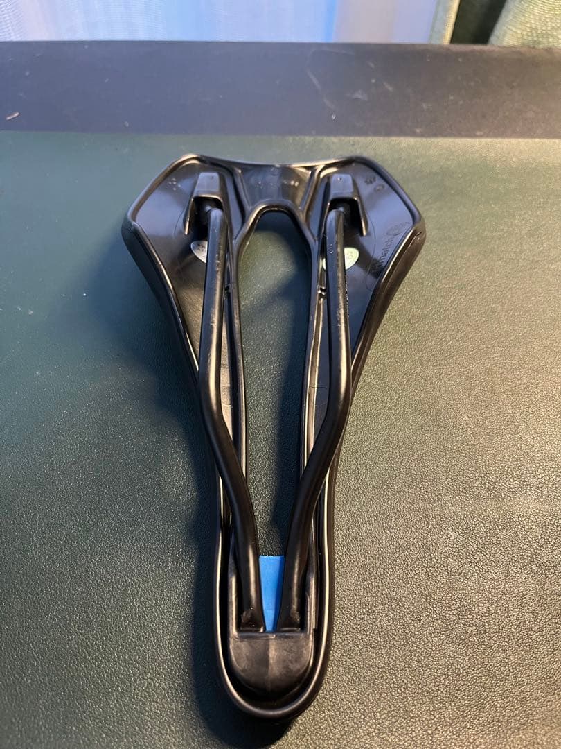 italia SLR Superflow サドル ブラック