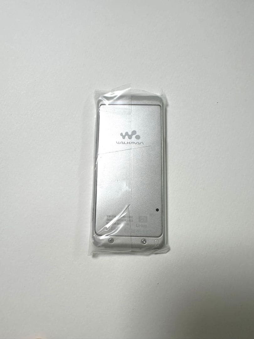 未使用SONY ウォークマン　NW-S14 8GB 白　箱キズあり