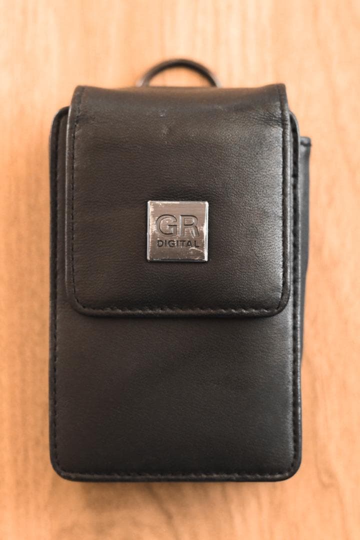 【ショット数わずか817回極美品】RICOH GR DIGITAL 初代