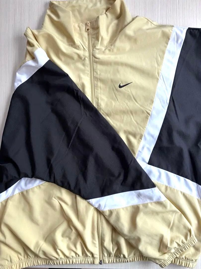 Nike ジャージ上下セット ベージュ/黒