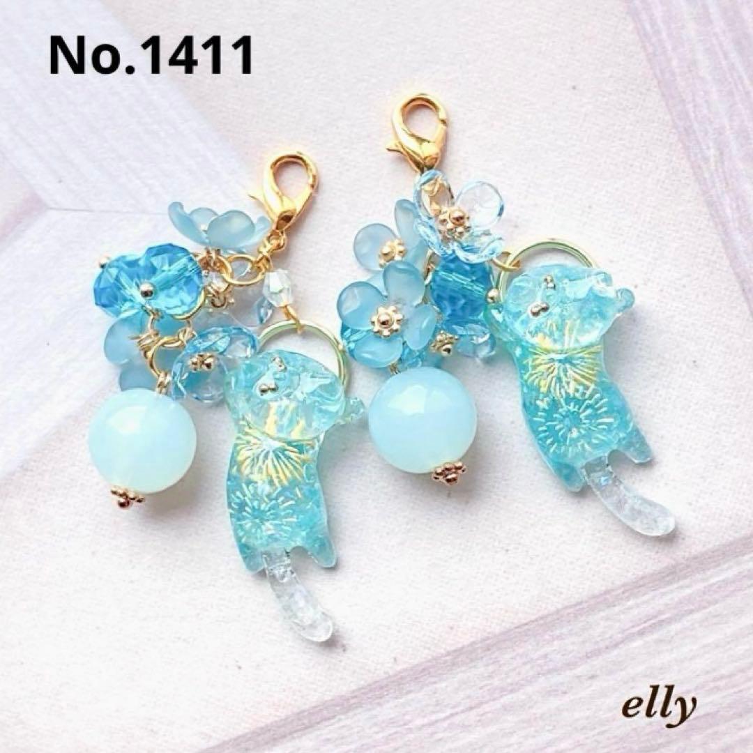 【みゆママ様】1403.琉球ガラス　花火　夏祭り　じゃれ猫　レジン　チャーム