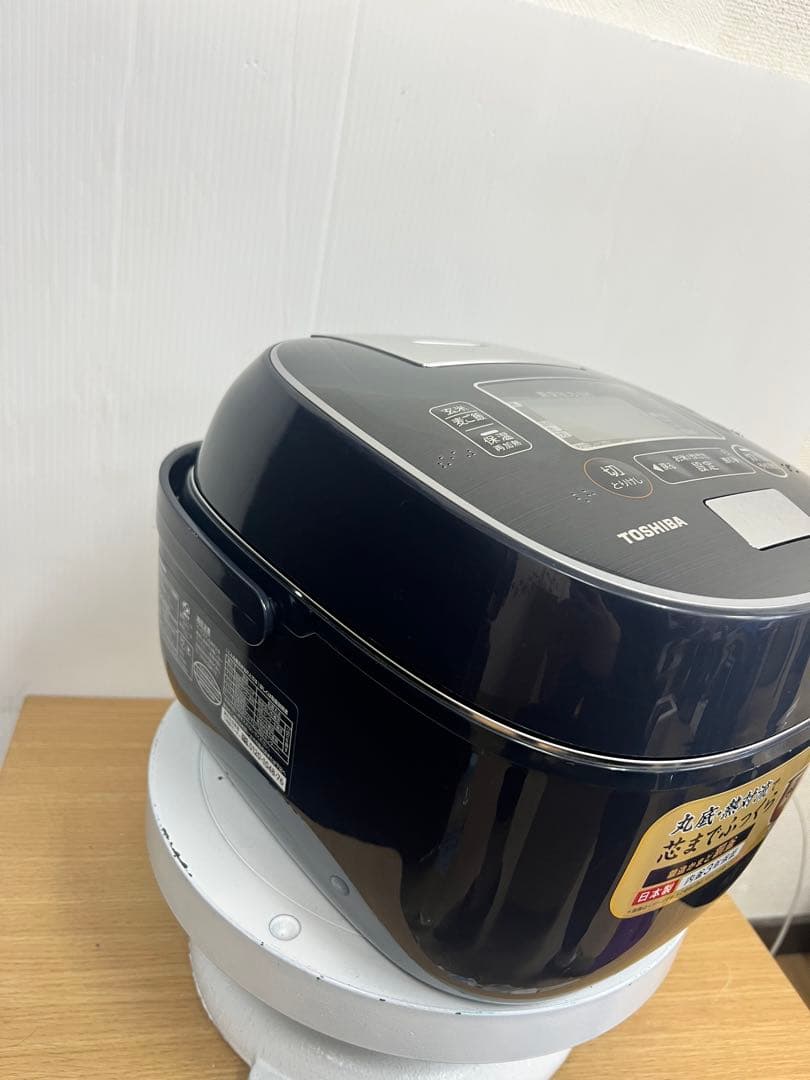 TOSHIBA 真空圧力IH炊飯器 RC-10VSN 5.5合 2019年製