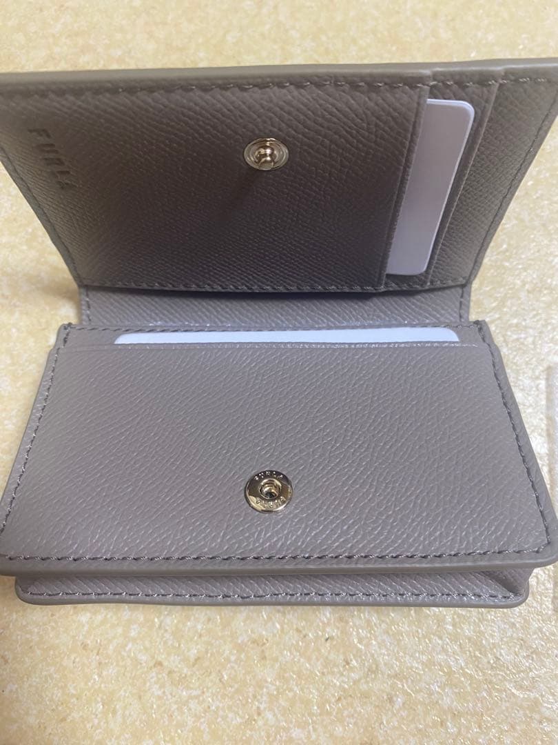 FURLA グレー レザー 名刺入れ