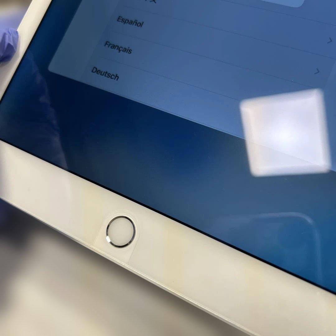 Apple iPad air2 シルバー 本体⑤