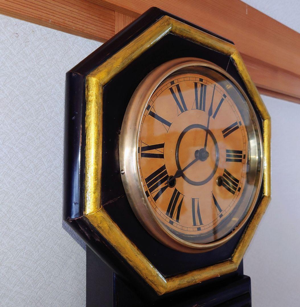〈完動・美品〉愛知時計　漆塗り小型金縁八角ゼンマイ振り子時計