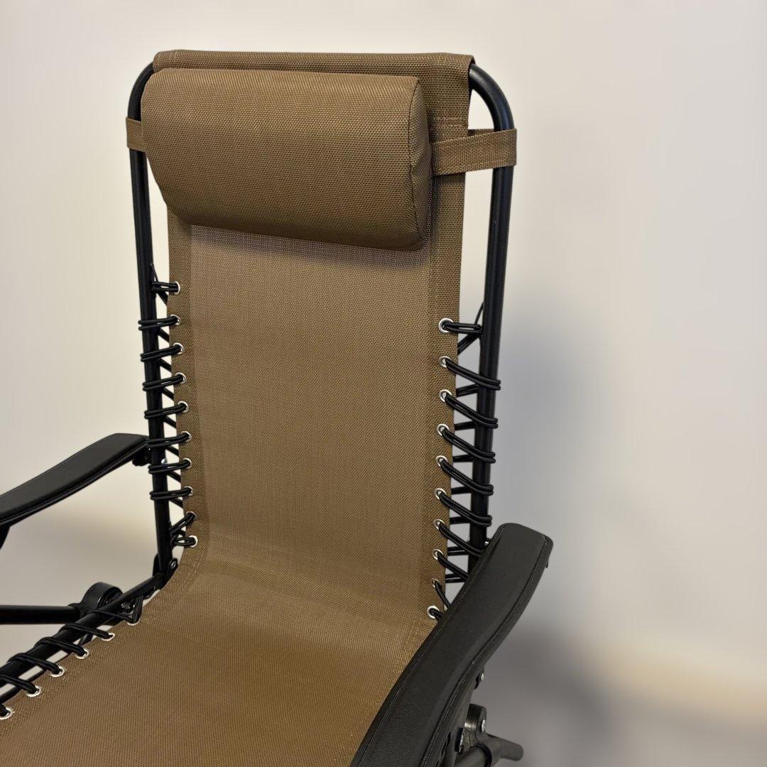 ブラウンリクライニングチェア