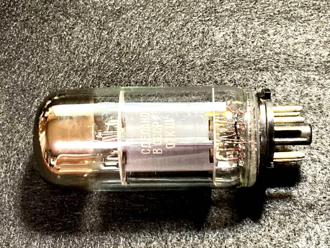 6 L 6 / 5881 ロシア製 新品未使用真空管 4 本セット