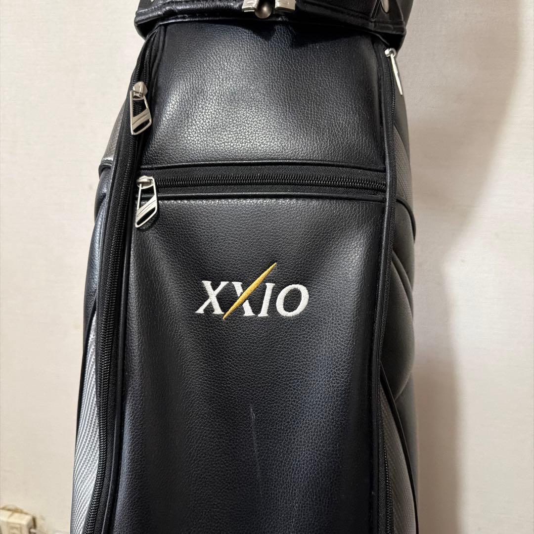 XXIO ゼクシオ キャディバッグ　ブラック　黒